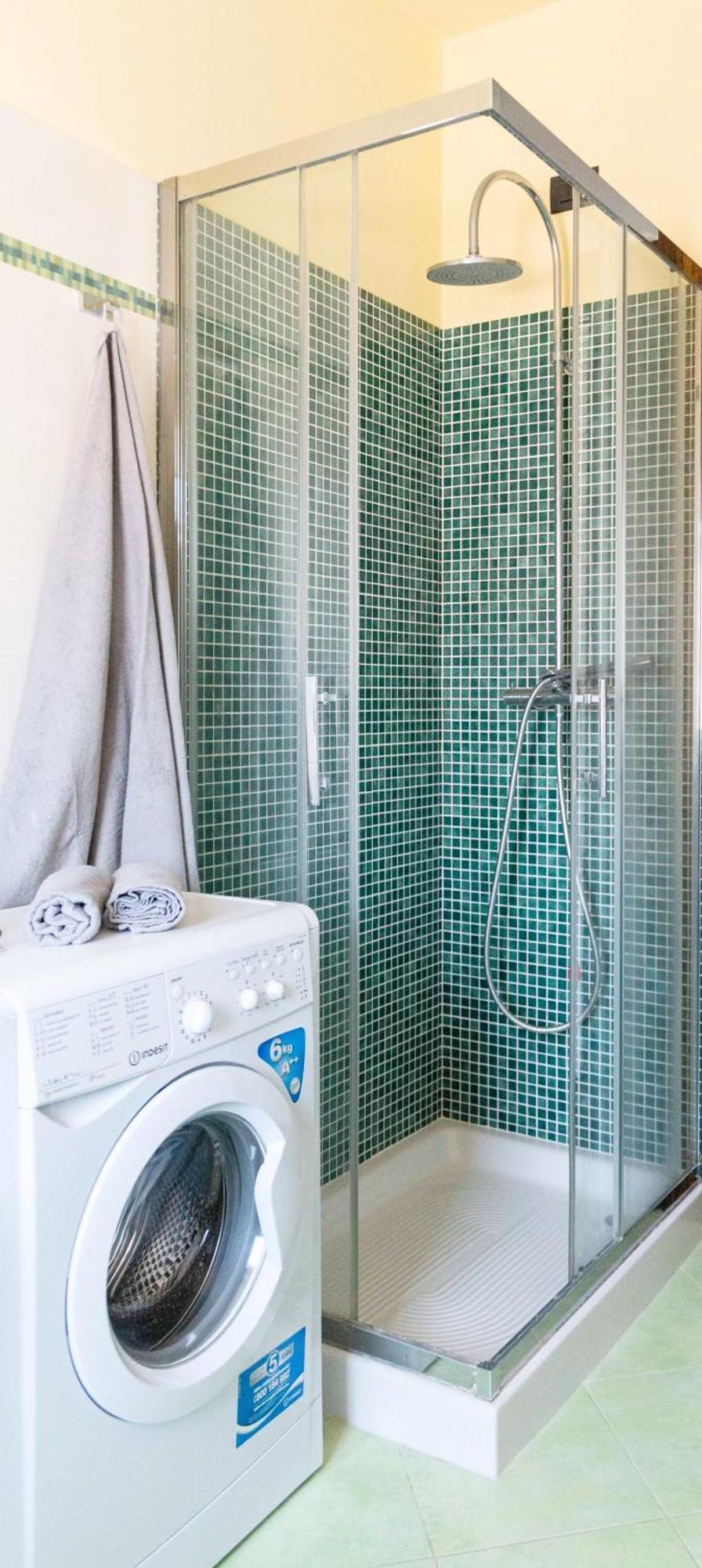 Blue Lake Arona - Cozy Apartment In City Center 外观 照片