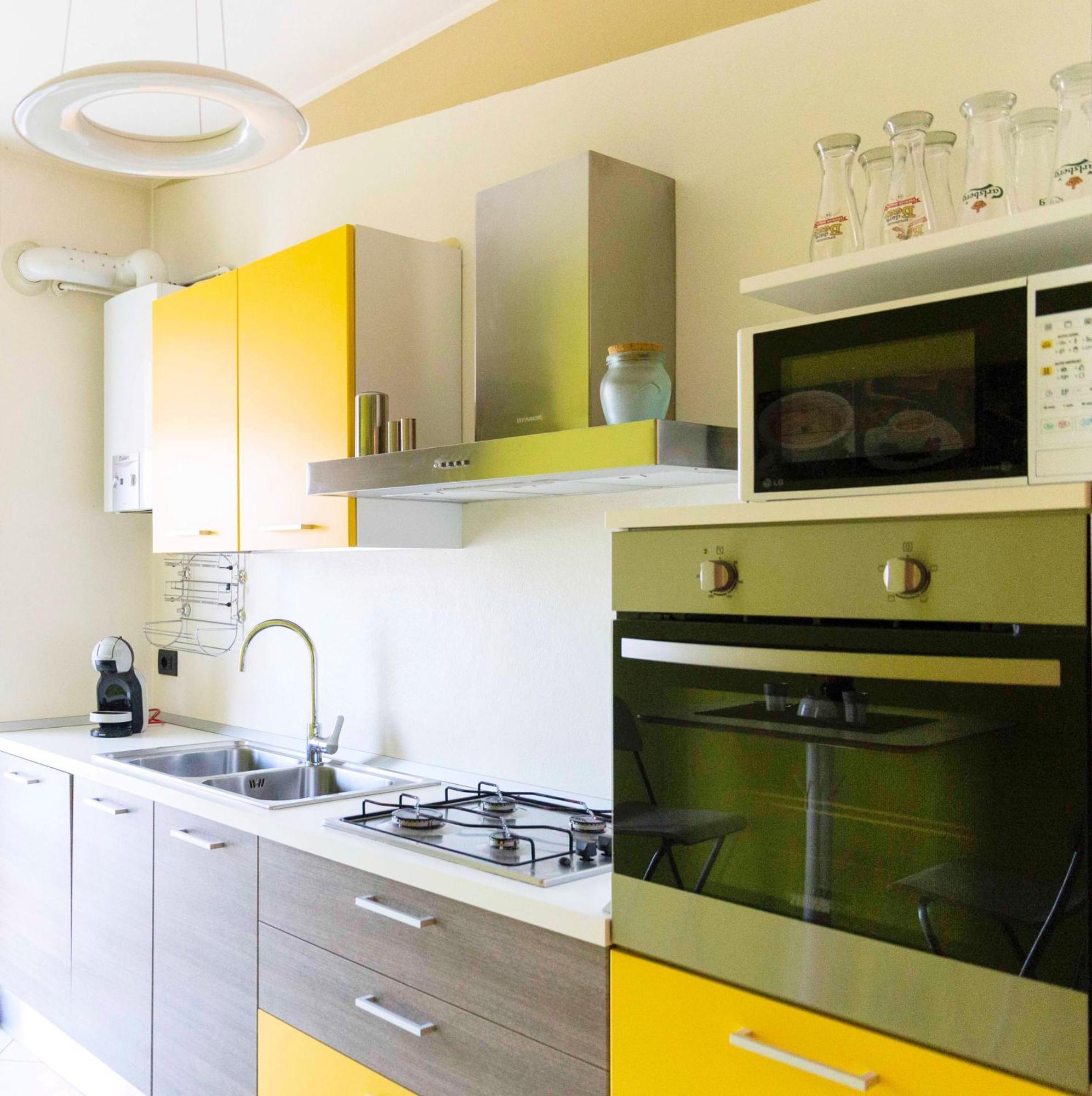 Blue Lake Arona - Cozy Apartment In City Center 外观 照片