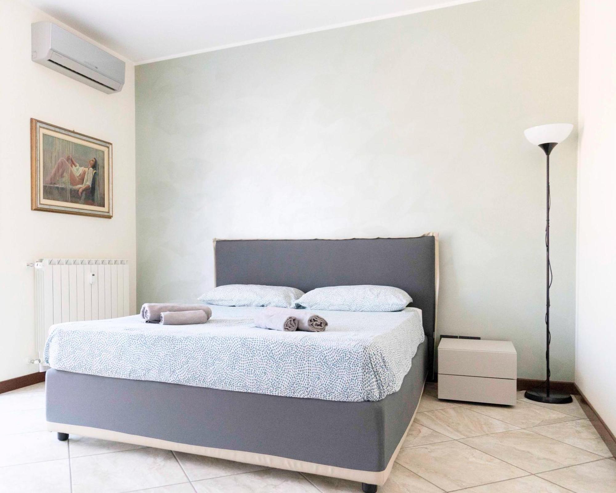 Blue Lake Arona - Cozy Apartment In City Center 外观 照片